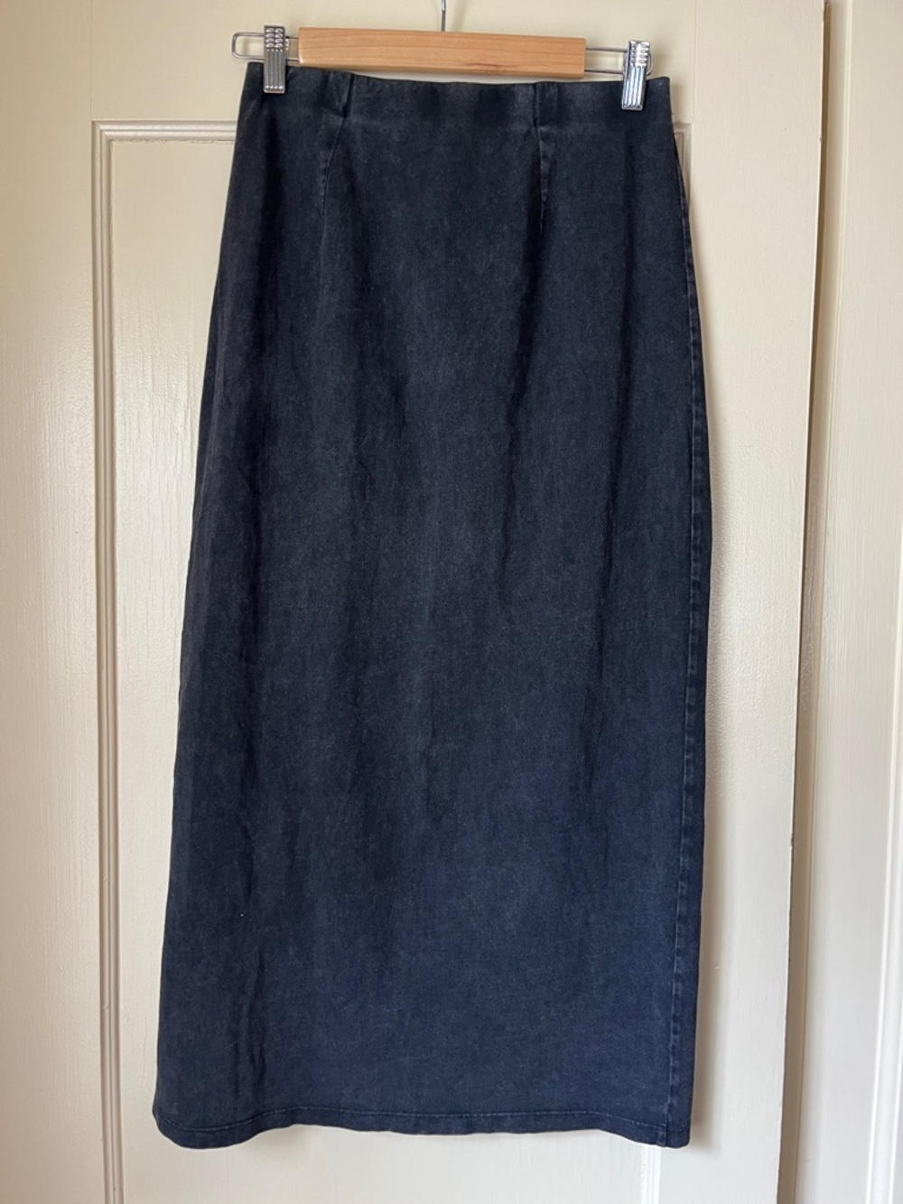 Z Supply Black Midi Skirt with Center Slit - Picture 5 of 6